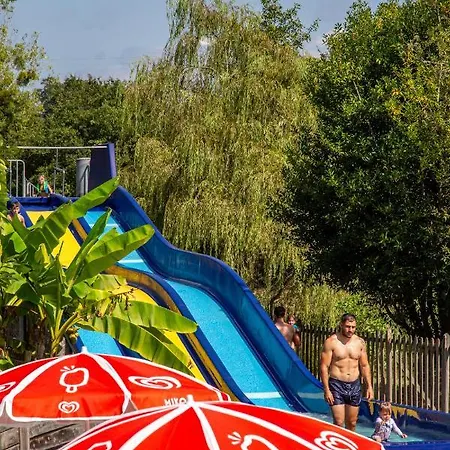 Camping Maeva Respire La Comtesse 캠프장 3*