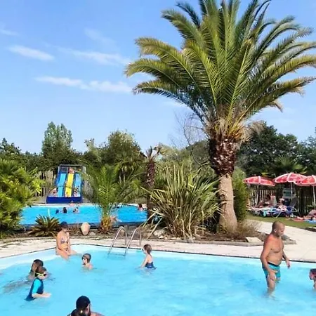 Camping Maeva Respire La Comtesse 캠프장 3*